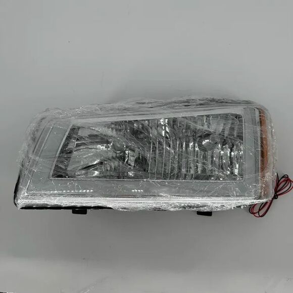 2003-06 Chevrolet Silverado Headlight Assembly Left Driver Side Chrome Lens - Picture 1 of 11